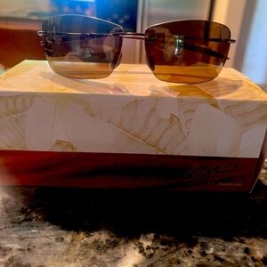 Maui Jim Bronze Sunglasses